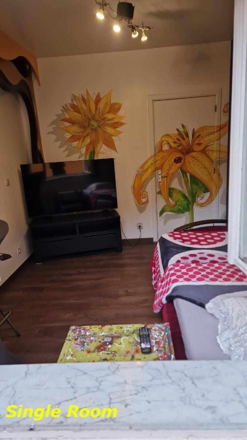 City Center Promo Apartment บรัสเซลส์ ภายนอก รูปภาพ